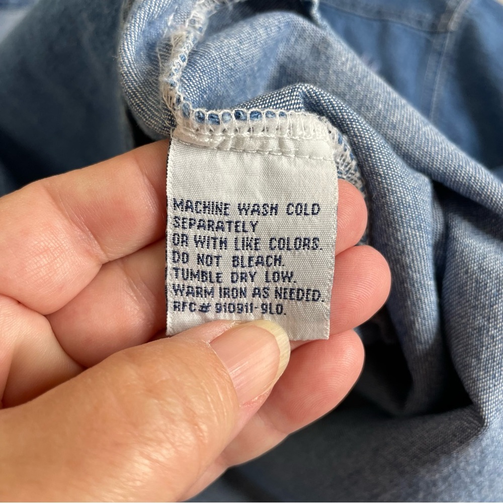 Vintage Lightweight Denim Embroidered Short Sleeve Button Down Shirt - Picture 4 of 5